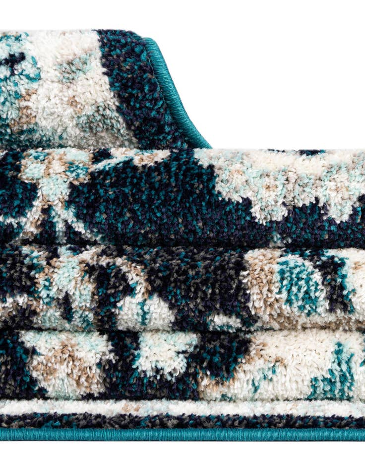 Detail image of 7' 10 x 7' 10 Madeline Square Rug