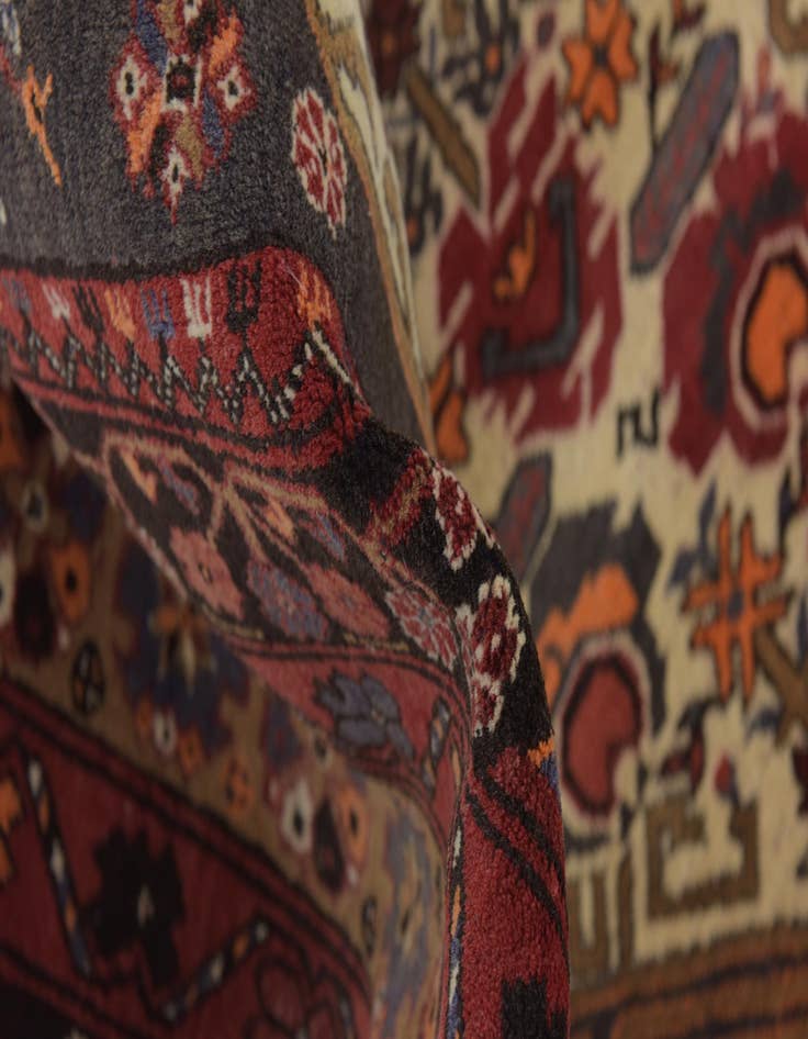 Detail image of 7' 8 x 8' 10 Hand Knotted Meshkabad Persian Wool Square Rug