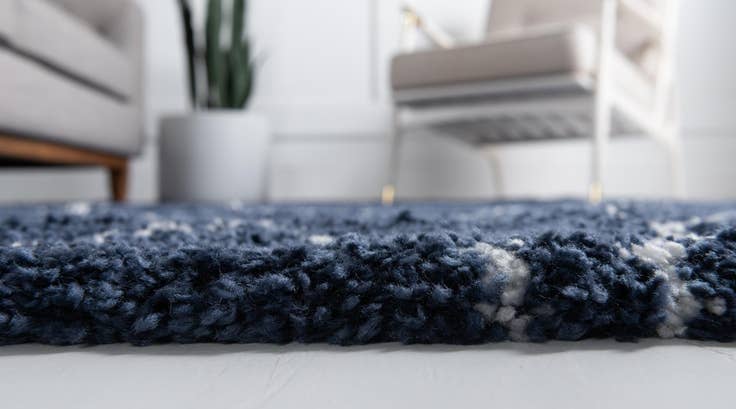 Detail image of 8' x 8' Moroccan Shag Square Rug