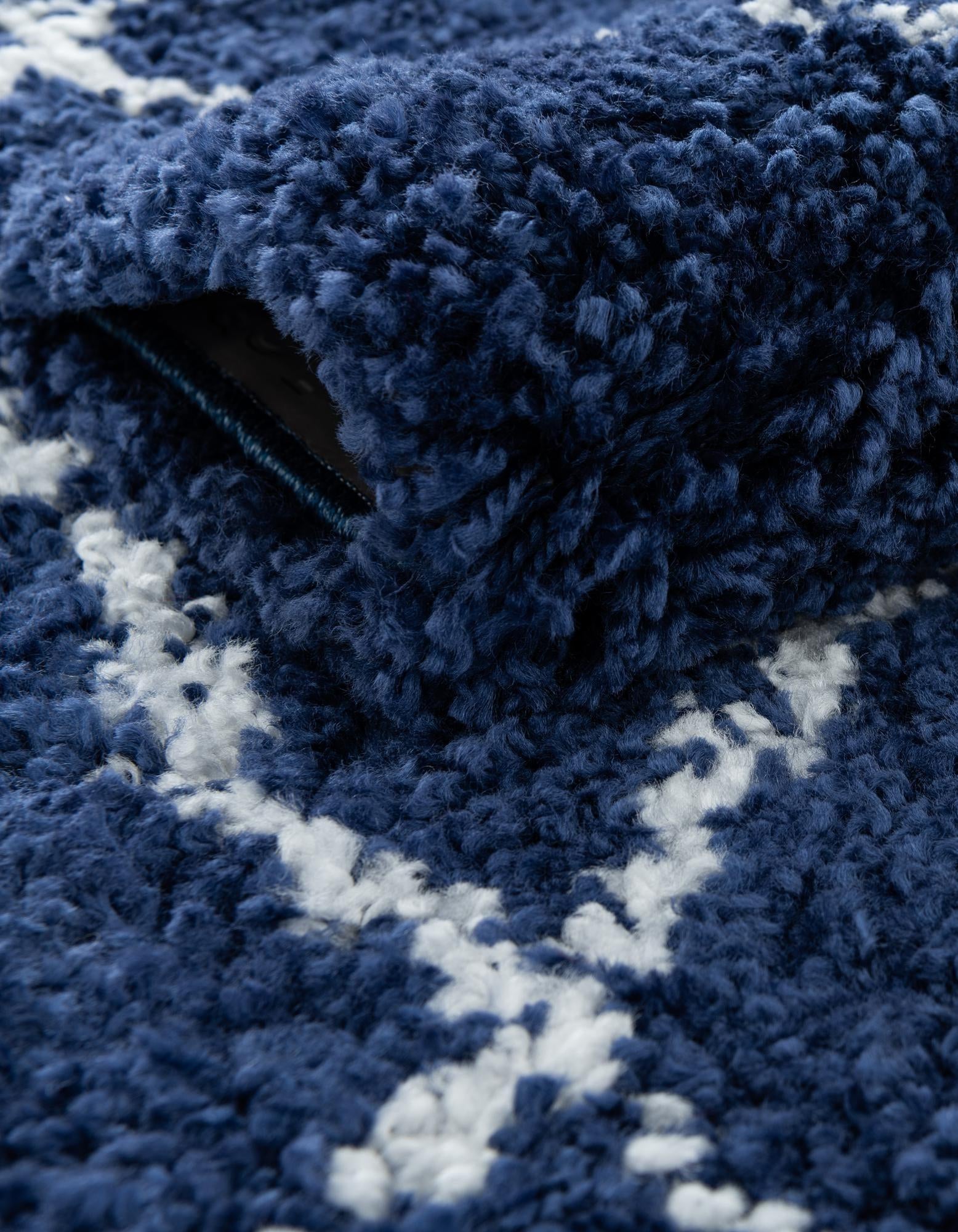 8' x 8' Moroccan Shag Square Rug