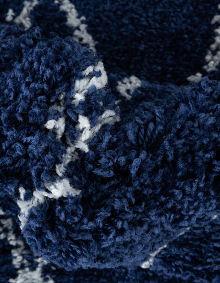 Detail image of 8' x 8' Moroccan Shag Square Rug