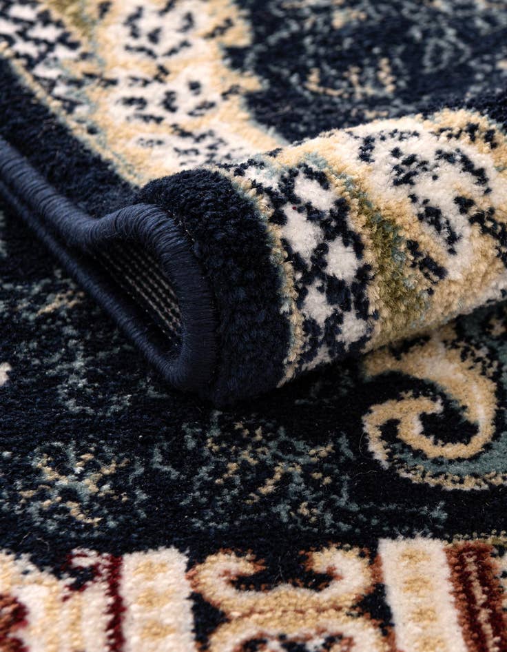 Detail image of 7' 10 x 7' 10 Nain Design Square Rug
