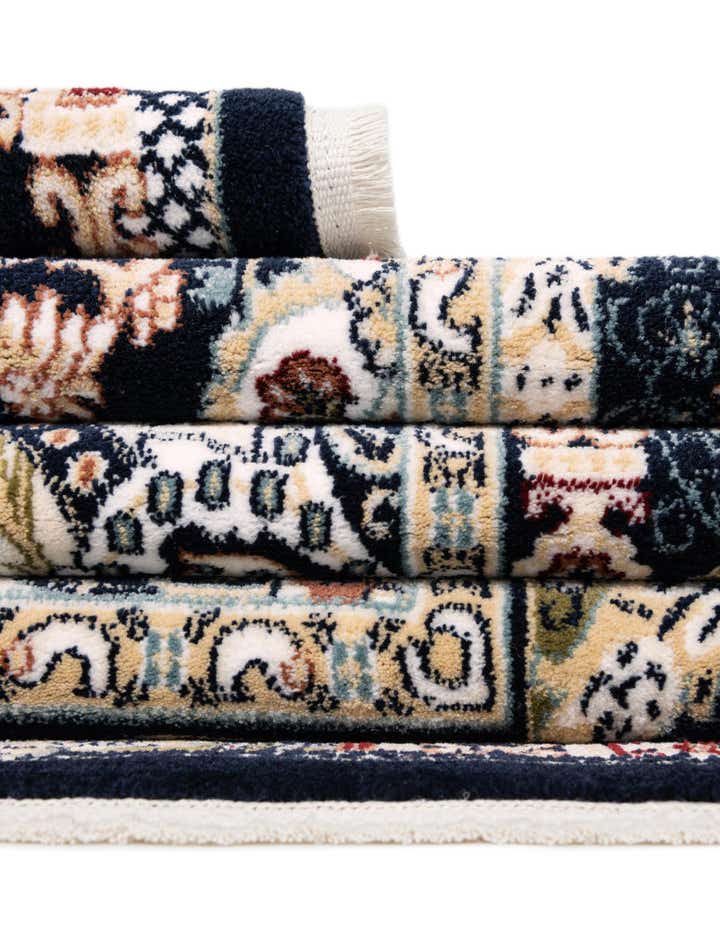 7' 10 x 7' 10 Nain Design Square Rug