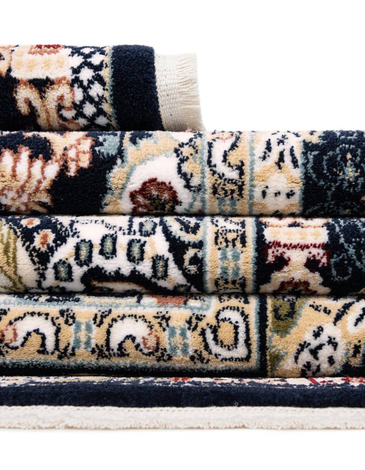 Detail image of 7' 10 x 7' 10 Nain Design Square Rug