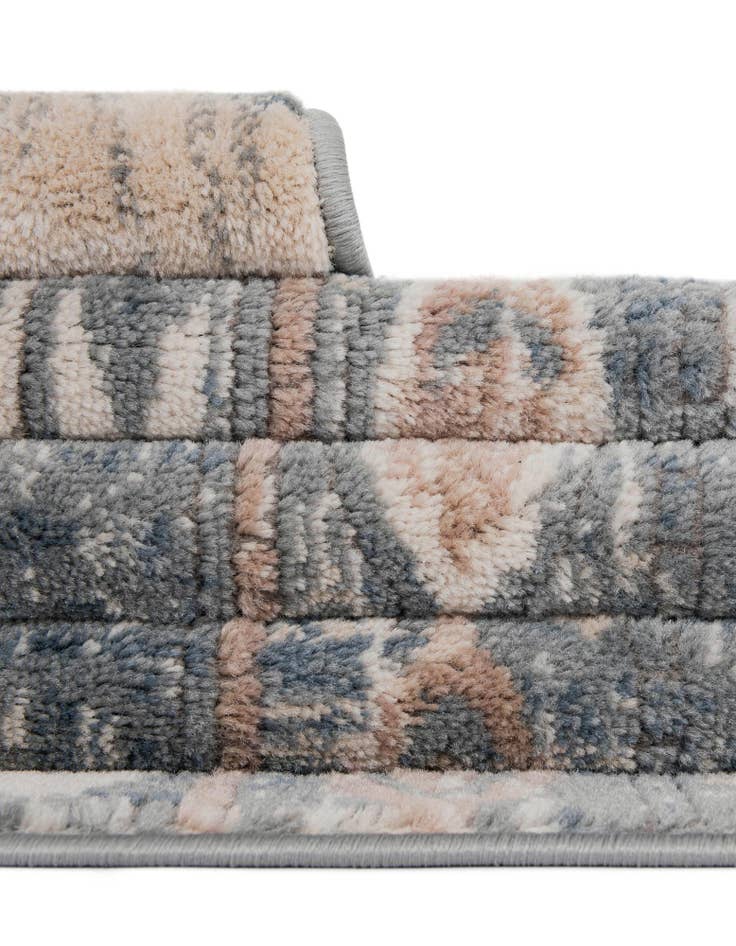 Detail image of 4' x 4' Oregon Square Rug