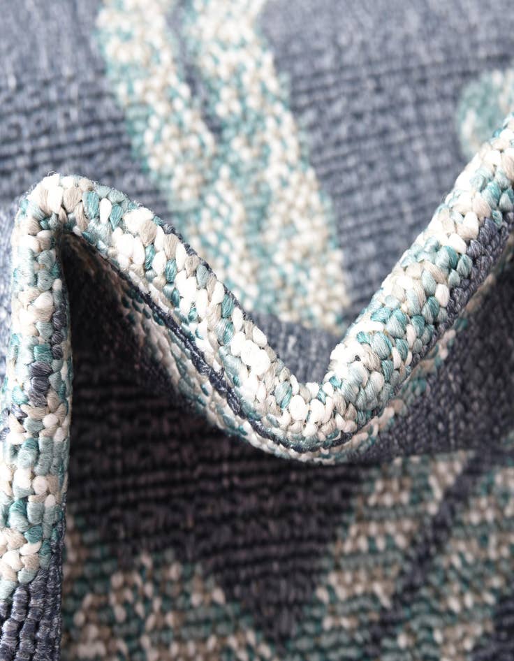 Detail image of 7' 10 x 7' 10 Easy-Clean Coastal Indoor / Outdoor Square Rug