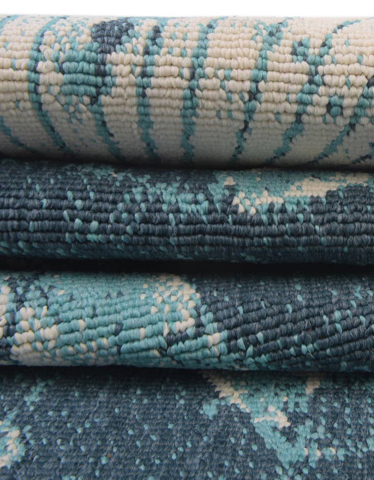 Detail image of 7' 10 x 7' 10  Washable Coastal Indoor / Outdoor Square Rug