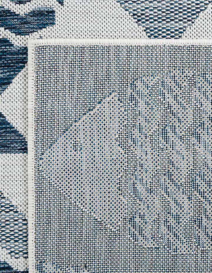 10' x 10' Easy-Clean Coastal Indoor / Outdoor Square Rug