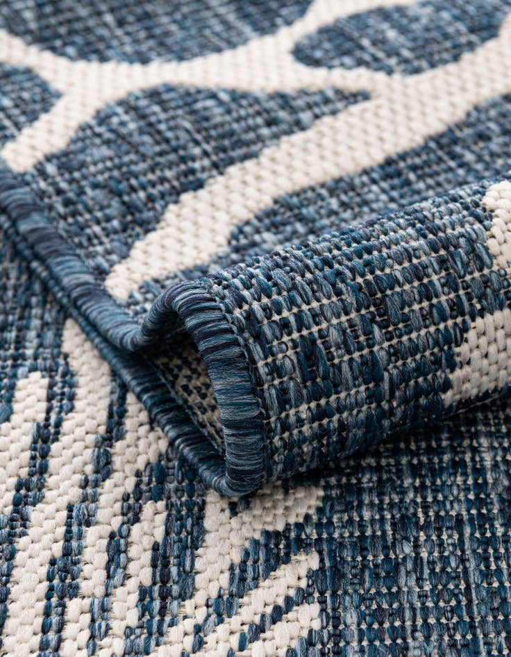 Detail image of 10' x 10' Easy-Clean Coastal Indoor / Outdoor Square Rug