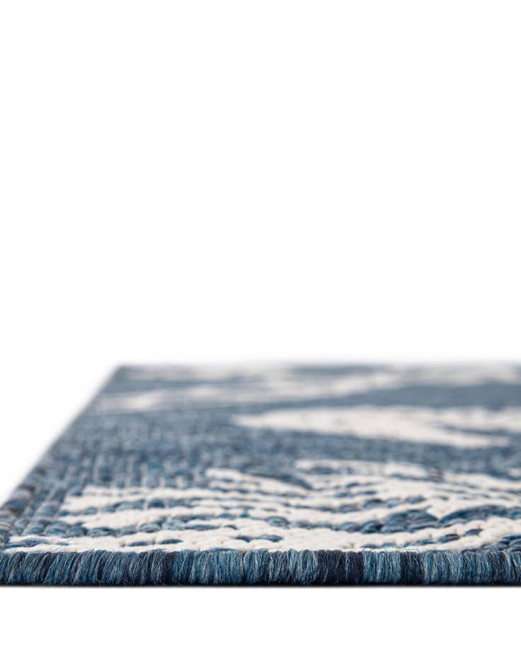 Detail image of 10' x 10' Easy-Clean Coastal Indoor / Outdoor Square Rug