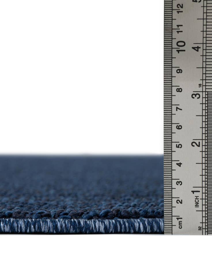 Detail image of 7' 10 x 7' 10 Easy-Clean Solid Indoor / Outdoor Square Rug
