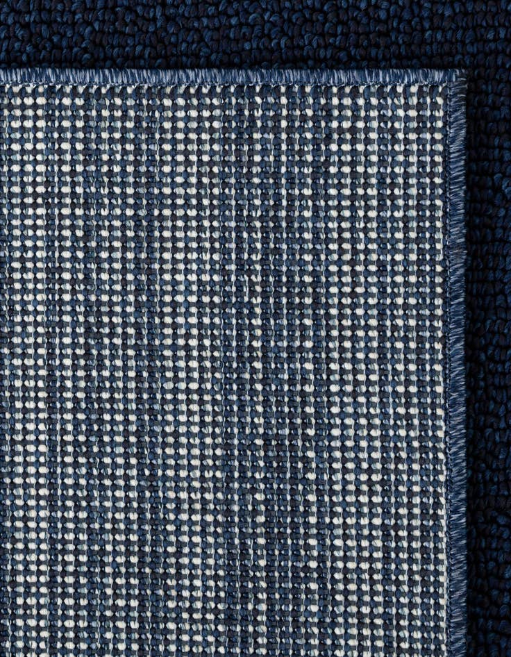Detail image of 7' 10 x 7' 10  Washable Solid Indoor / Outdoor Square Rug