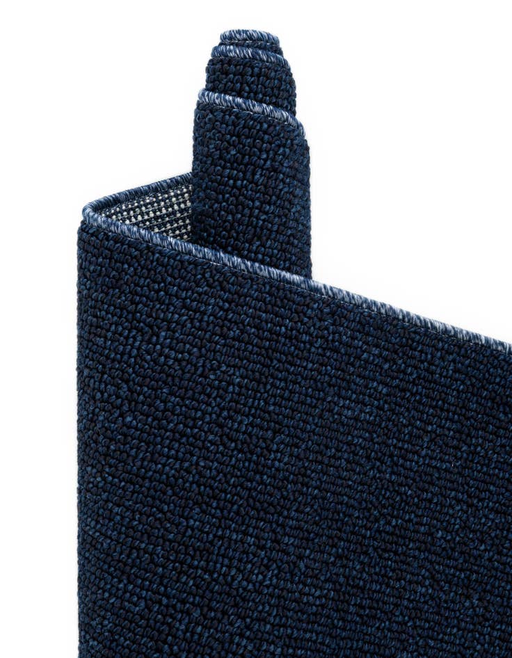 Detail image of 7' 10 x 7' 10  Washable Solid Indoor / Outdoor Square Rug