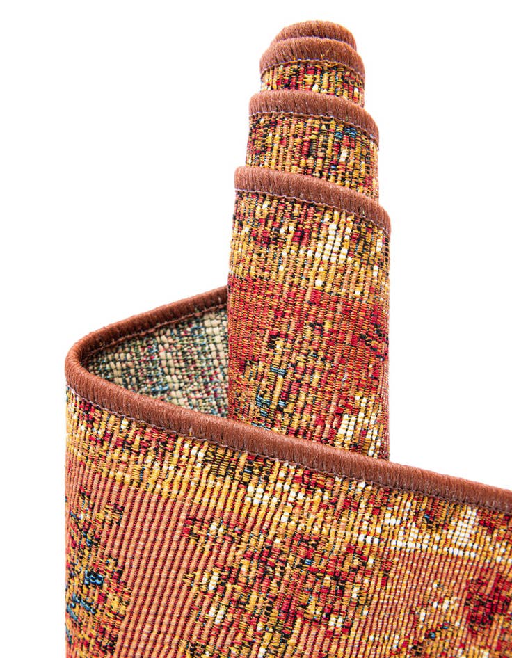 Detail image of 10' x 10'  Washable Traditional Indoor / Outdoor Square Rug