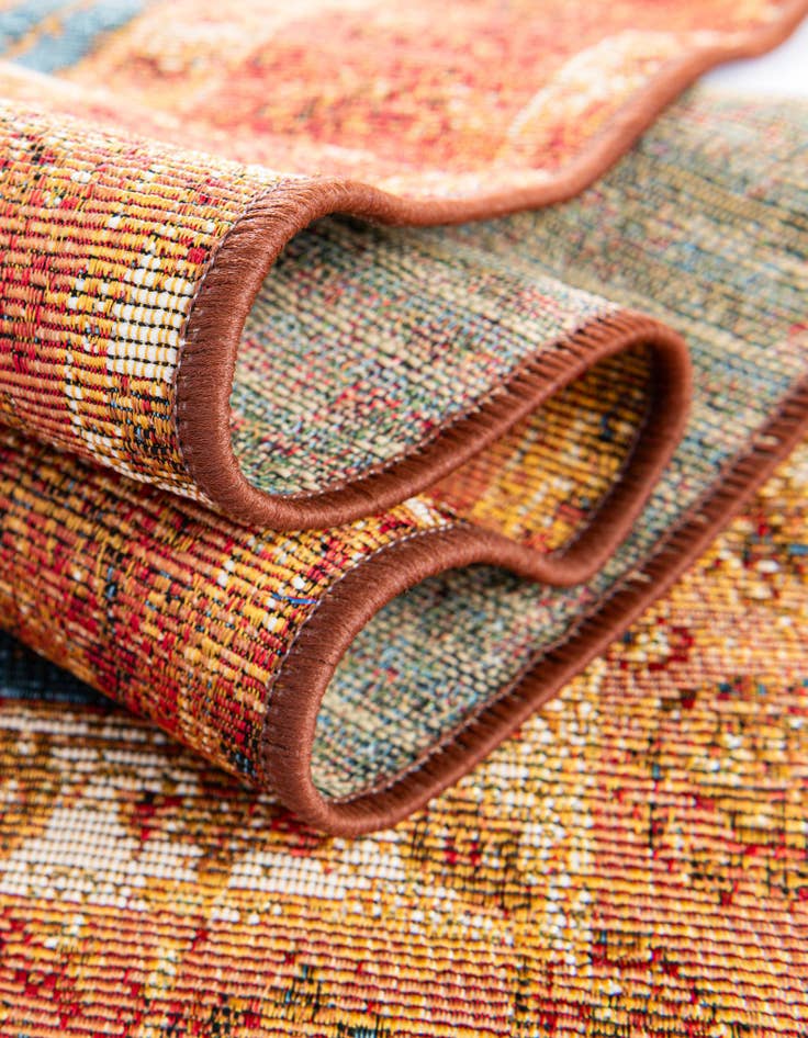 Detail image of 10' x 10'  Washable Traditional Indoor / Outdoor Square Rug