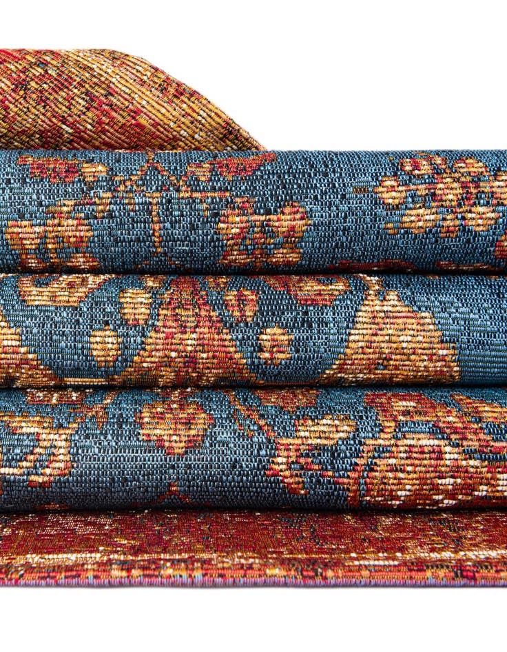 Detail image of 10' x 10'  Washable Traditional Indoor / Outdoor Square Rug