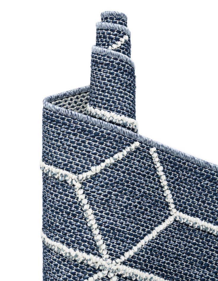 Detail image of 7' 10 x 7' 10  Washable Trellis Indoor / Outdoor Square Rug