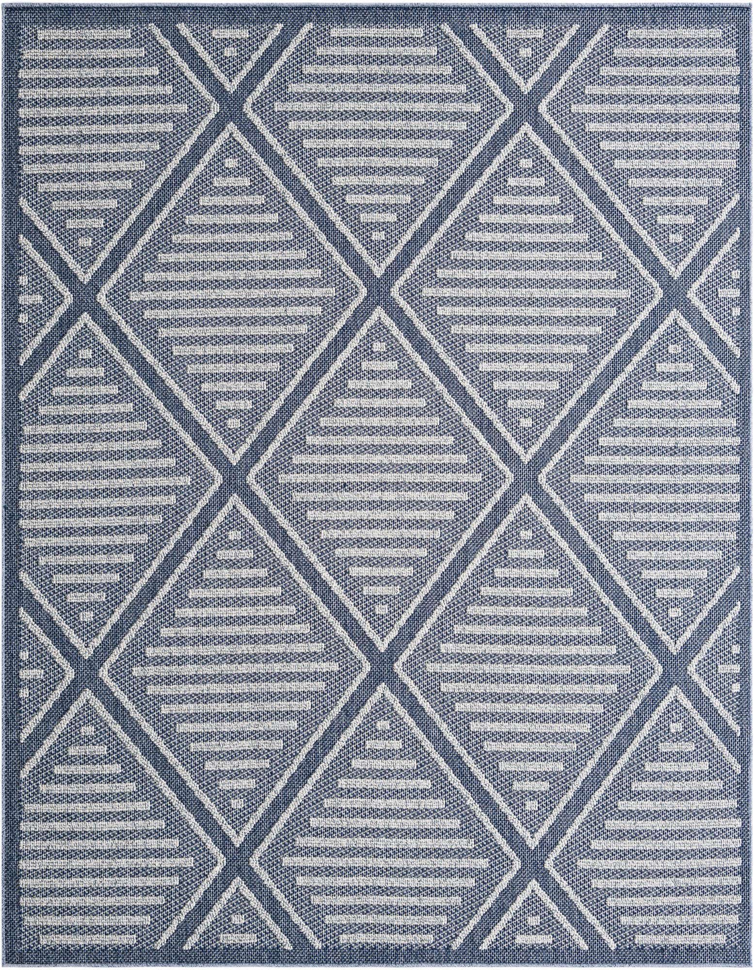 7' 10 x 7' 10 Easy-Clean Trellis Indoor / Outdoor Square Rug