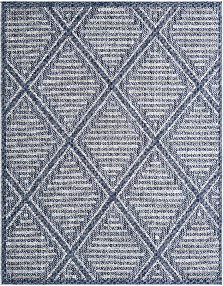 Detail image of 7' 10 x 7' 10 Easy-Clean Trellis Indoor / Outdoor Square Rug