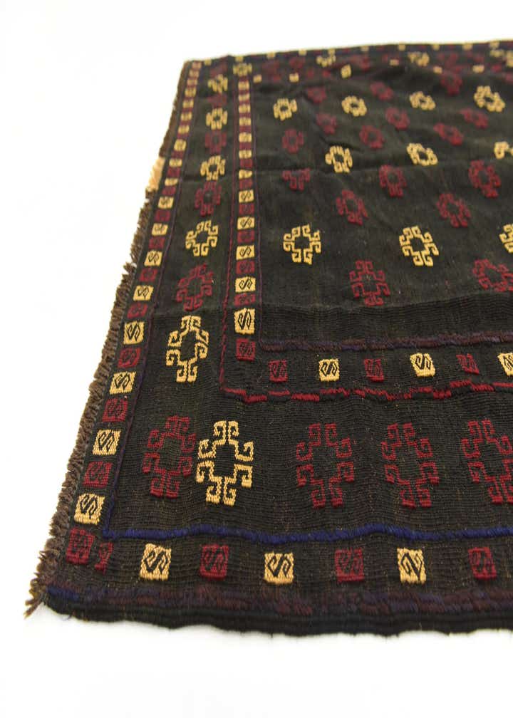 3' 10 x 4' Hand Knotted Sumak Wool Square Rug