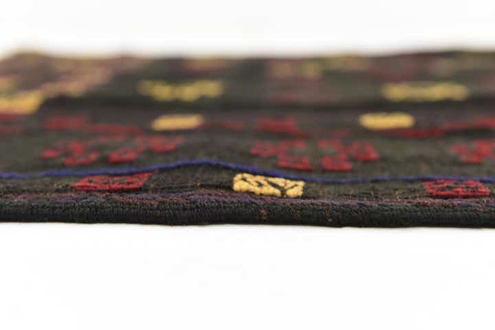 3' 10 x 4' Hand Knotted Sumak Wool Square Rug