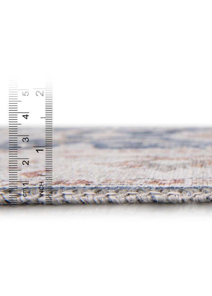 7' 10 x 7' 10 Washable Timeless Square Rug