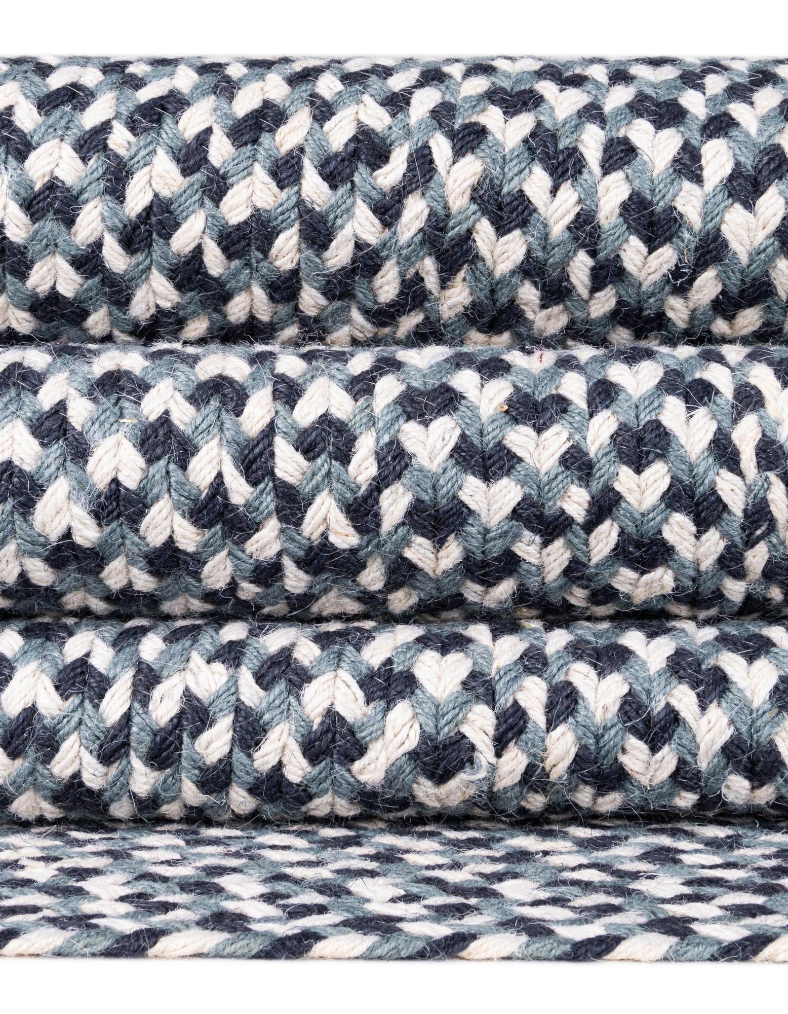 7' 10 x 7' 10 Handmade Tweed Braided Jute Square Rug