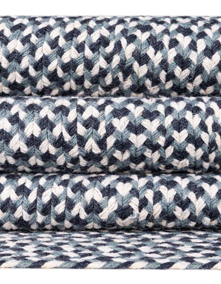 7' 10 x 7' 10 Handmade Tweed Braided Jute Square Rug