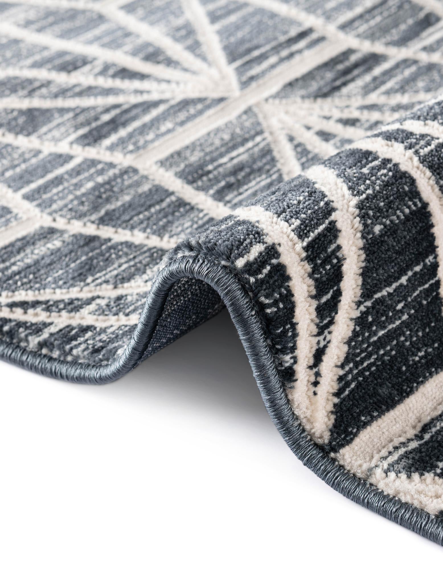 7' 10 x 7' 10 Uptown Fifth Avenue Square Rug
