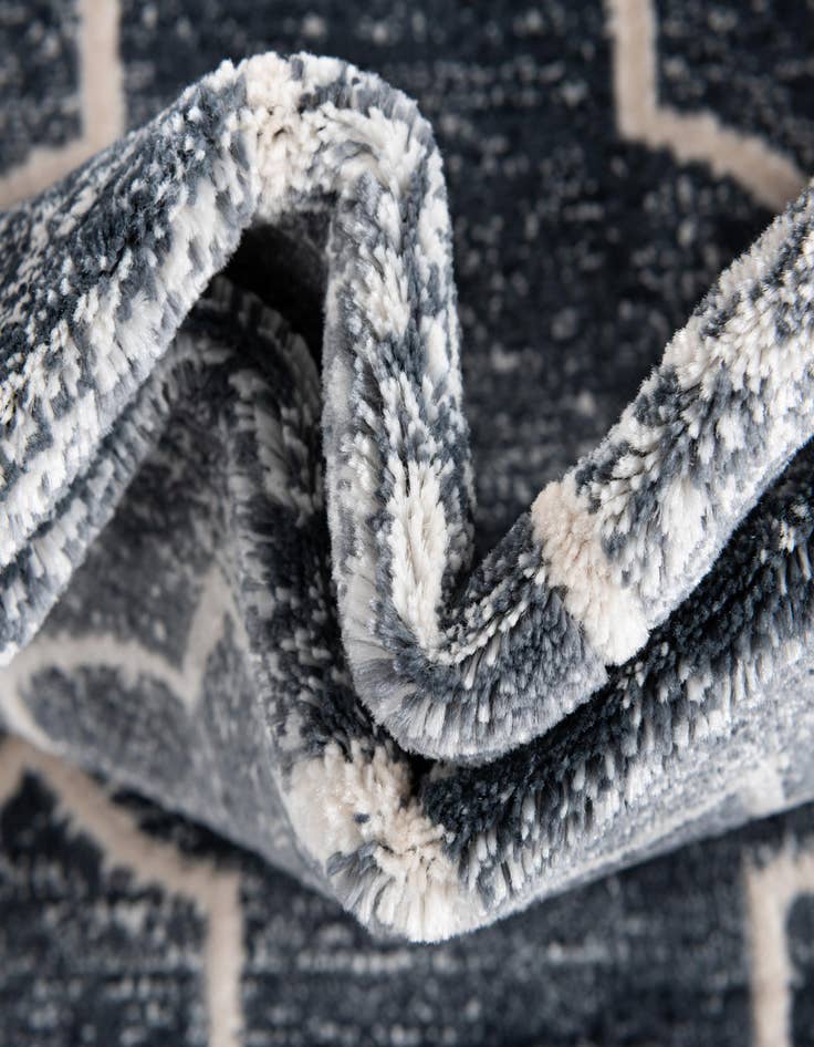 Detail image of 7' 10 x 7' 10 Uptown Lincoln Center Square Rug