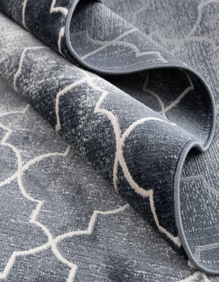 Detail image of 7' 10 x 7' 10 Uptown Lincoln Center Square Rug