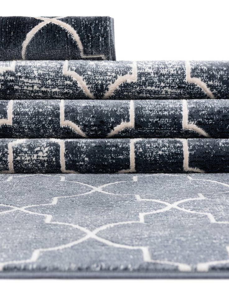 Detail image of 7' 10 x 7' 10 Uptown Lincoln Center Square Rug