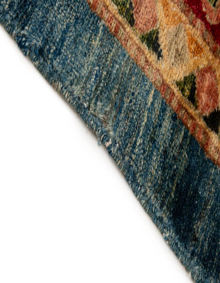 Detail image of 6' 5 x 6' 7 Hand Knotted Ziegler Wool Square Rug