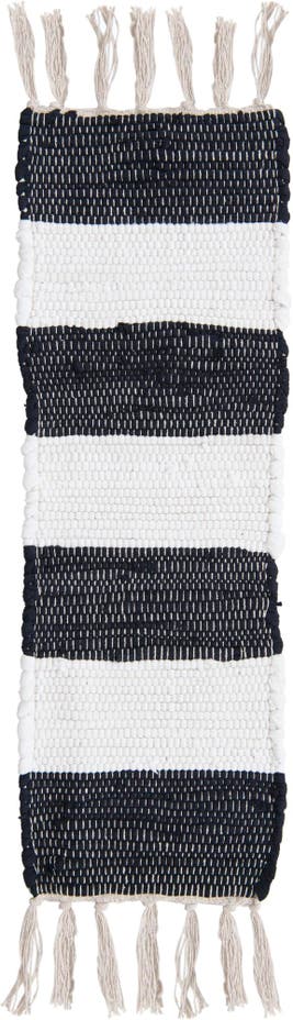 0' 9 x 2' 6 Hand Woven Chindi Rag Stair Rug