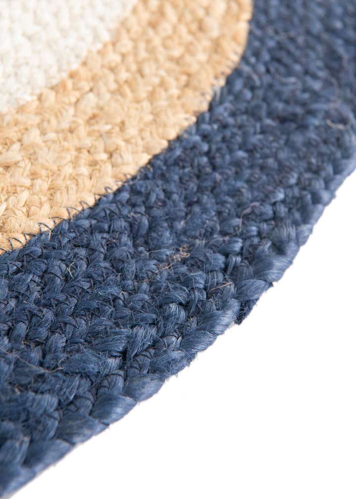 6' 1 x 6' 1 Handmade Braided Jute Round Rug