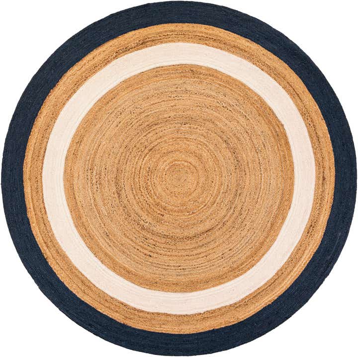 7' 10 x 7' 10 Handmade Braided Jute Round Rug