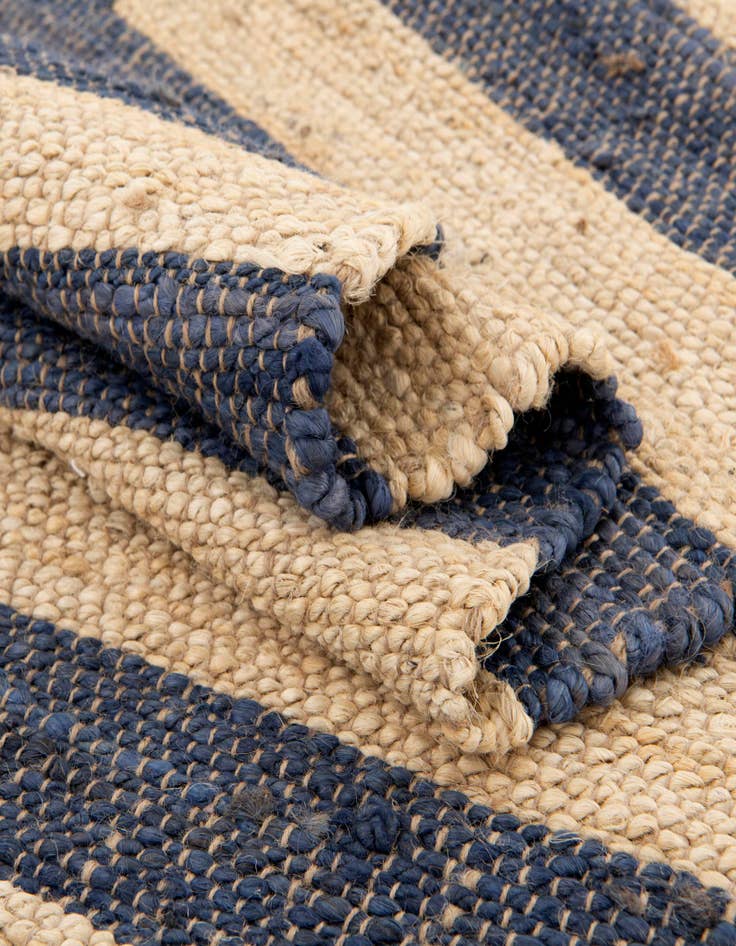 Detail image of 7' 10 x 7' 10  Hand Braided Jute Square Rug