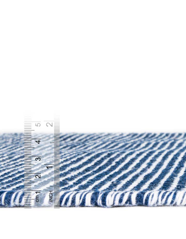 2' 7 x 10' Easy-Clean Jill Zarin Palm Springs Indoor / Outdoor Runner Rug