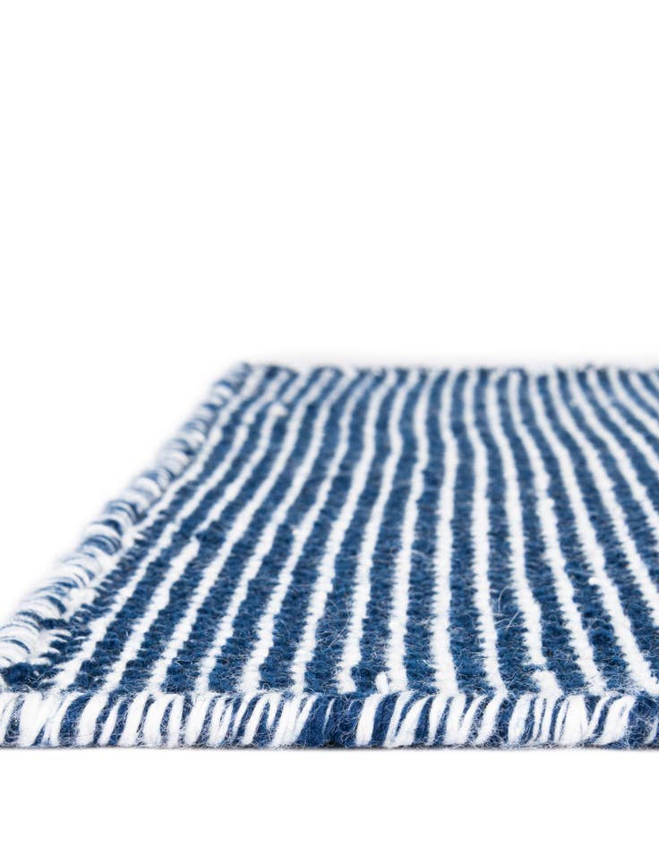 Detail image of 2' 7 x 10' Easy-Clean Jill Zarin Palm Springs Indoor / Outdoor Runner Rug