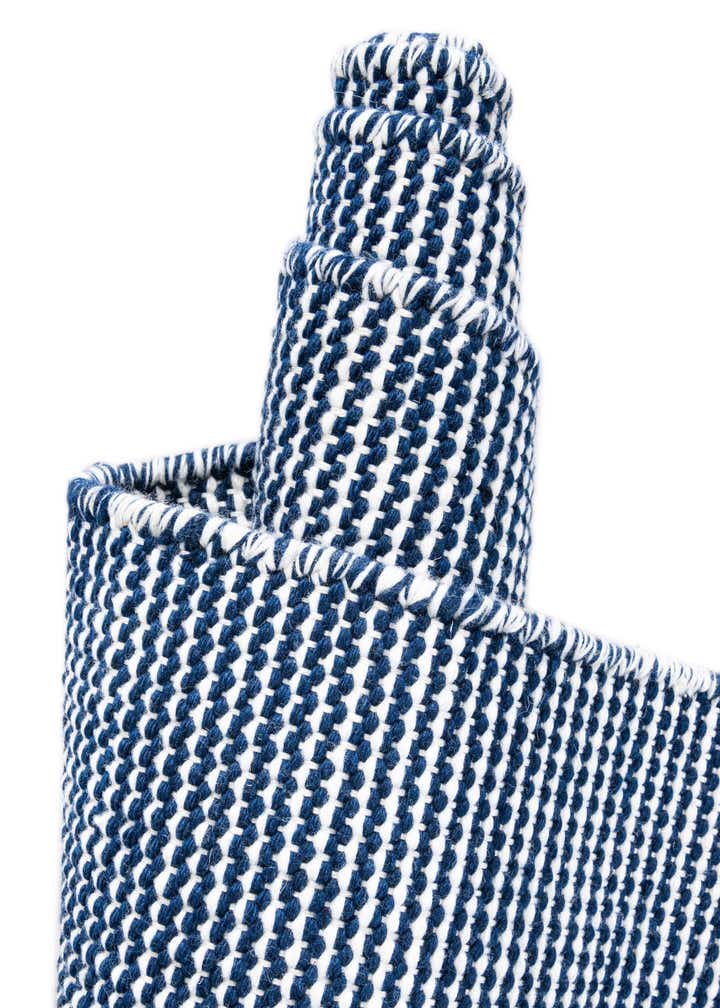 7' 10 x 7' 10 Easy-Clean Jill Zarin Palm Springs Indoor / Outdoor Square Rug