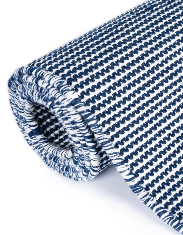Detail image of 7' 10 x 7' 10 Easy-Clean Jill Zarin Palm Springs Indoor / Outdoor Square Rug
