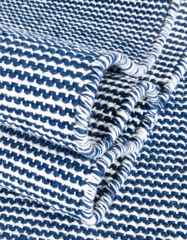 Detail image of 7' 10 x 7' 10 Easy-Clean Jill Zarin Palm Springs Indoor / Outdoor Square Rug
