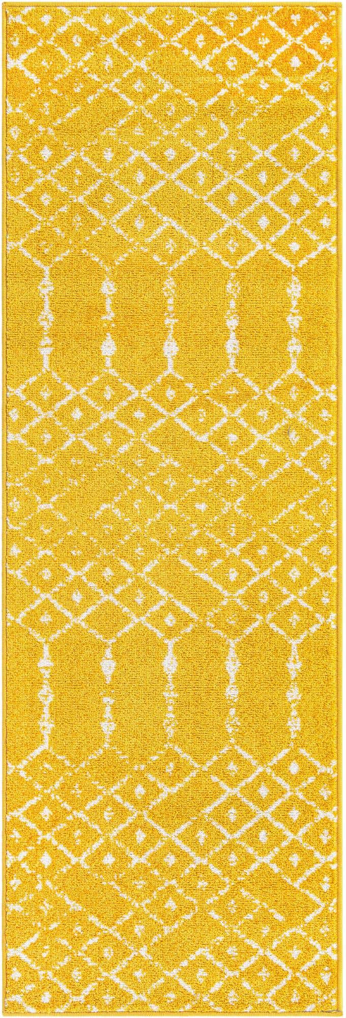 2' x 6' Newcomb · Diamond rug, yellow