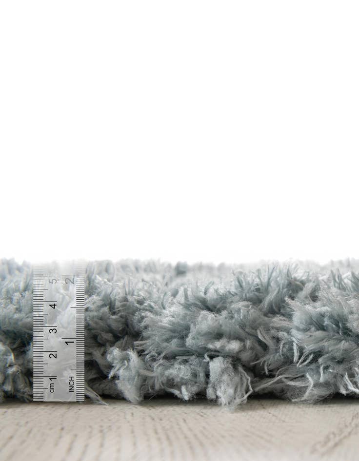 Detail image of 2' x 6' Marilyn Monroe™ Shag Runner Rug