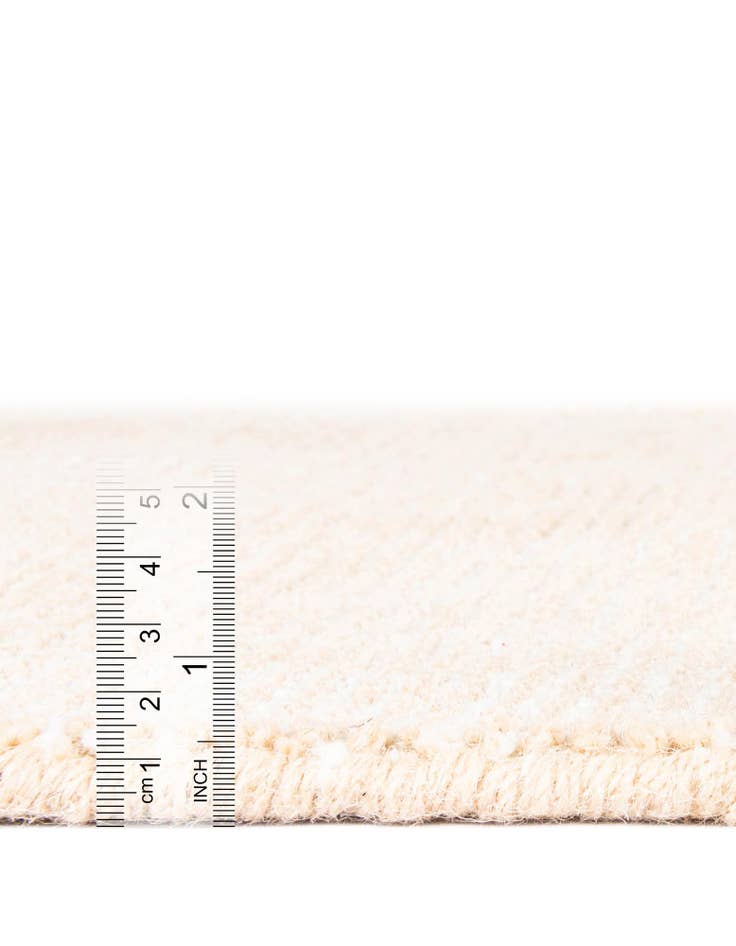 Detail image of 3' 1 x 3' 1 Hand Woven Jill Zarin English Manor Wool Round Rug