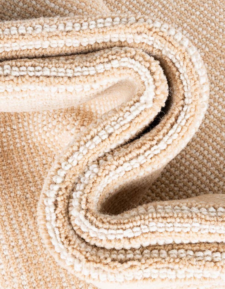 Detail image of 3' 1 x 3' 1 Hand Woven Jill Zarin English Manor Wool Round Rug