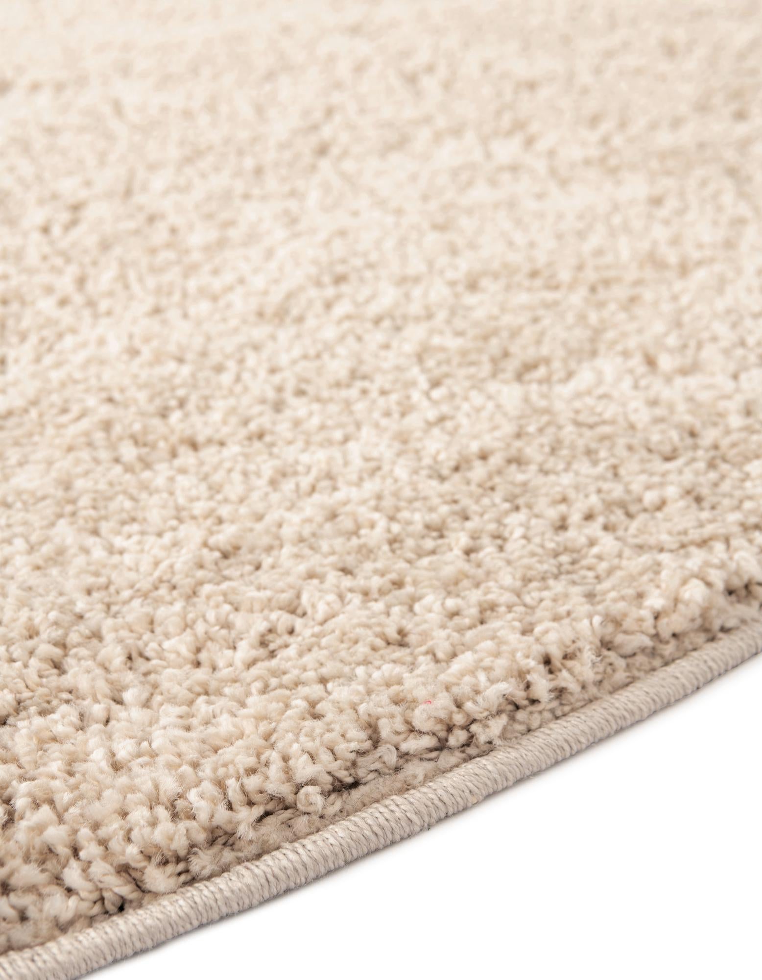 4' 1 x 6' 1 Soft Solid Shag Oval Rug