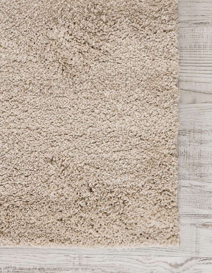 7' x 10' Soft Solid Shag Rug