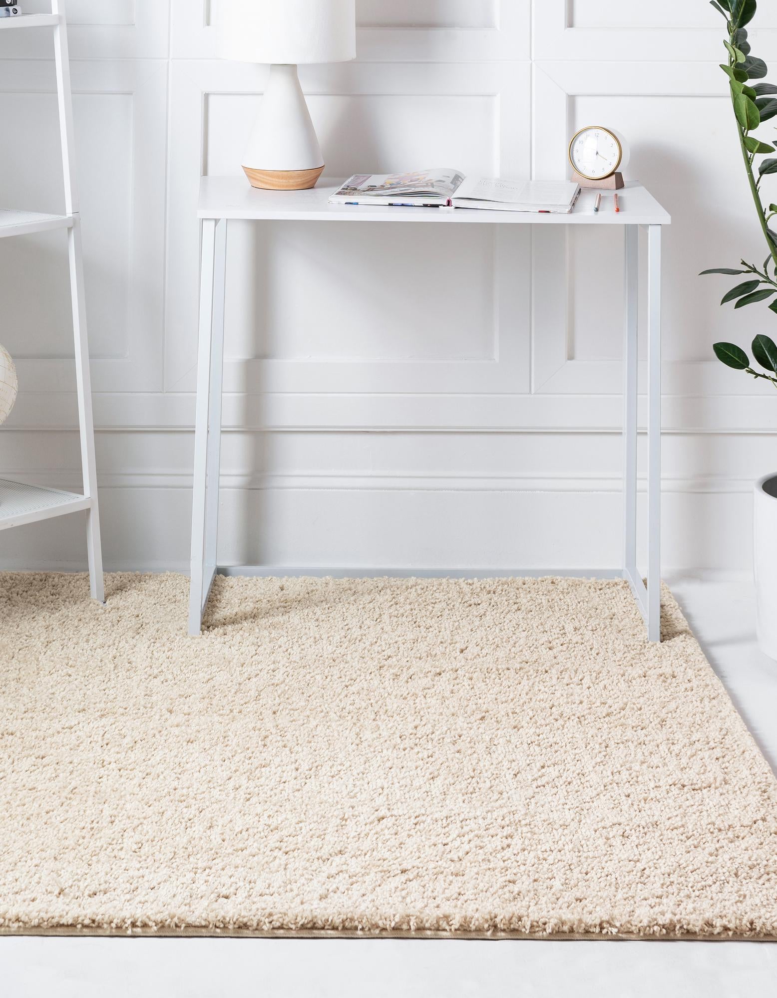 4' x 4' Soft Solid Shag Square Rug