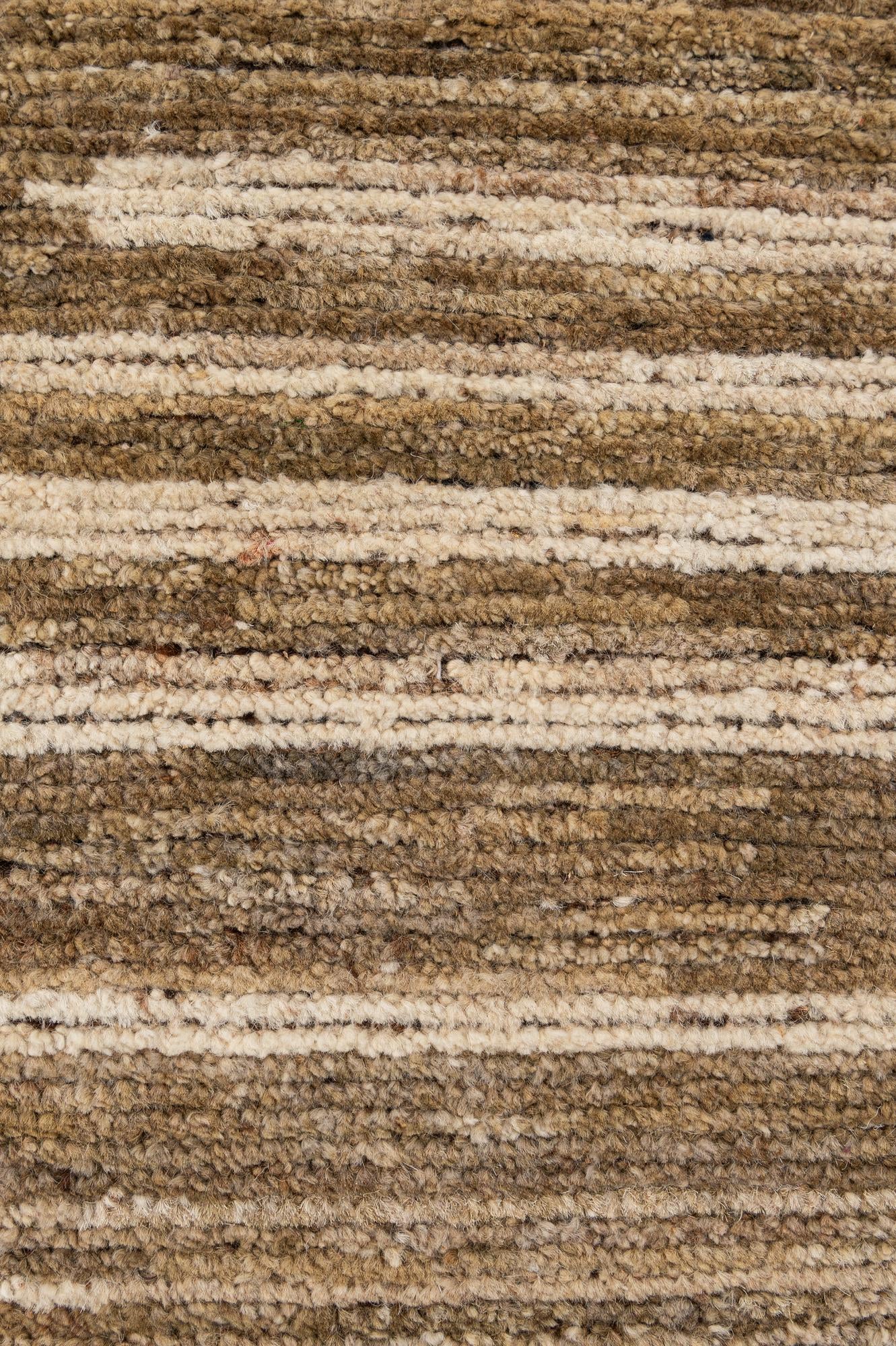 8' 1 x 9' 9 Hand Knotted Darya Wool Rug